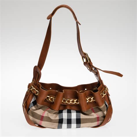 burberry väska|Burberry store online.